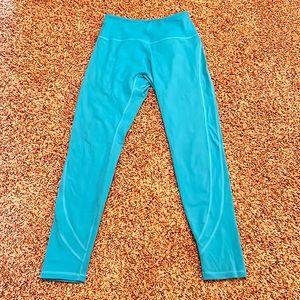 Alphalete Pulse Surge Legging in pacific blue; size medium
